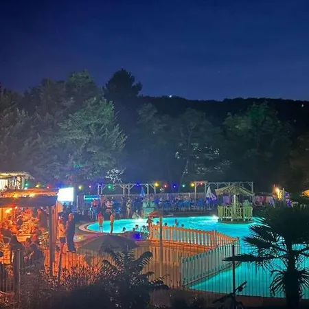 Camping Mobil-home 4 Pers, Terrasse - Api-1-52-470 *